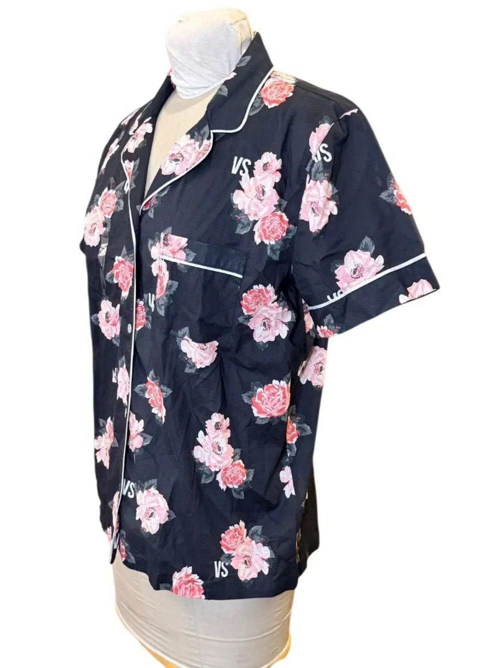 NWT Victoria’s Secret Pajama Shirt Black Flioral